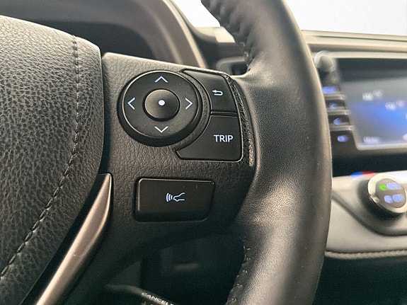 Toyota RAV4 15 of 27