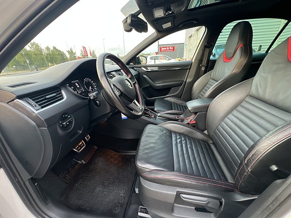 Skoda Octavia RS 8 of 19