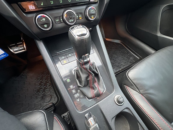 Skoda Octavia RS 12 of 19
