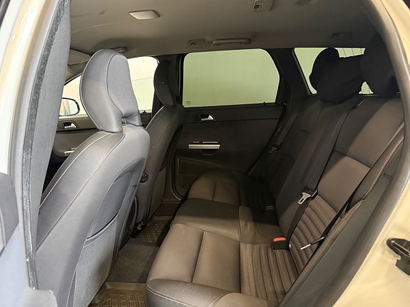 Volvo V50 13 of 18