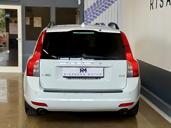 Volvo V50 8 of 18