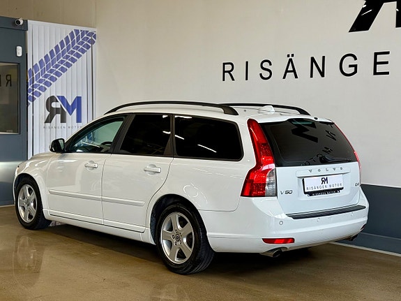 Volvo V50 5 of 18