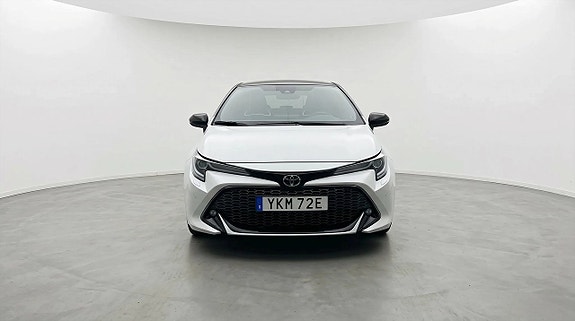 Toyota Corolla 2 of 25
