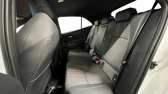 Toyota Corolla 12 of 25