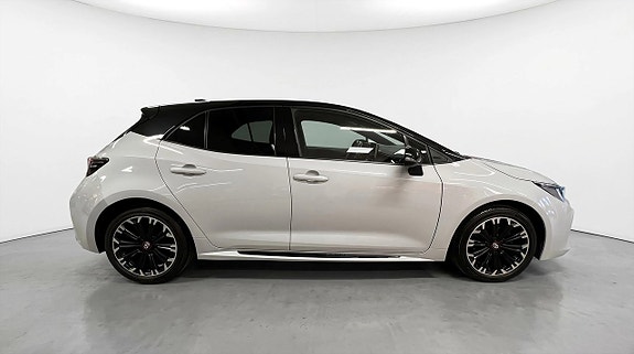 Toyota Corolla 3 of 25