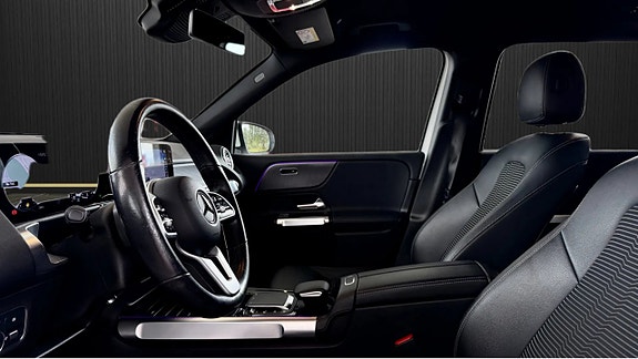 Mercedes-Benz GLB200 d 6 of 9