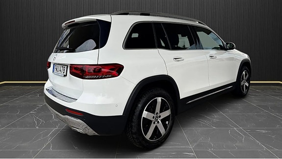 Mercedes-Benz GLB200 d 4 of 9