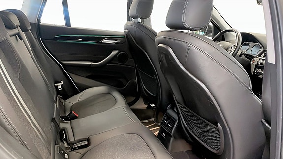 BMW X1 5 of 11