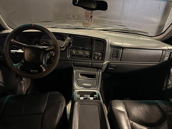 Chevrolet Avalanche 19 of 22
