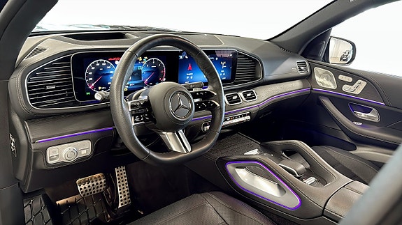Mercedes-Benz GLS450 d 12 of 26