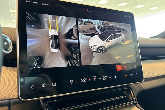 Polestar 4 19 of 23