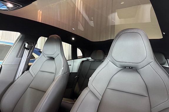 Polestar 4 22 of 23
