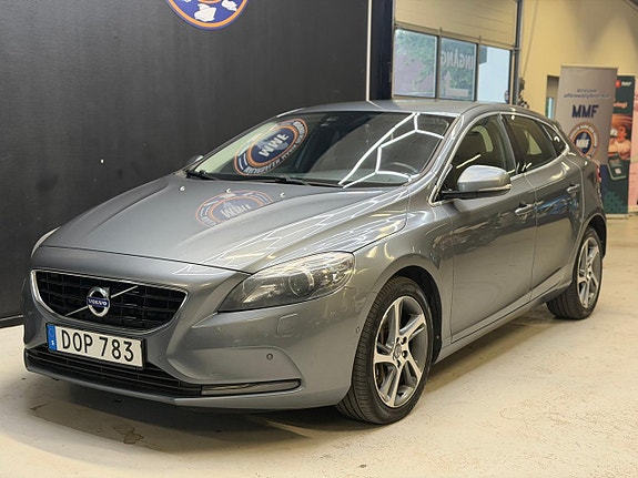 Volvo V40 5 of 24