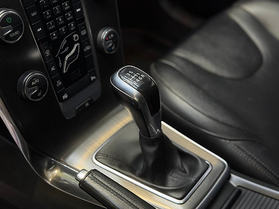 Volvo V40 13 of 24