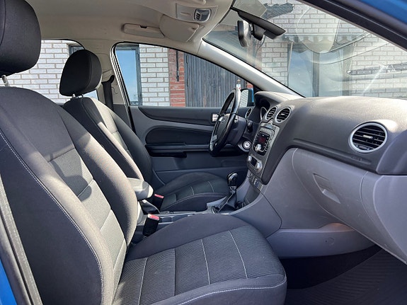 Ford Focus 15 of 17