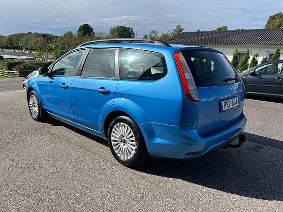 Ford Focus 7 of 17