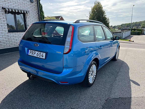Ford Focus 10 of 17