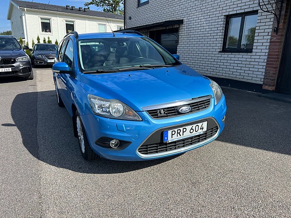 Ford Focus 2 of 17