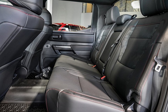Toyota Tundra 24 of 30