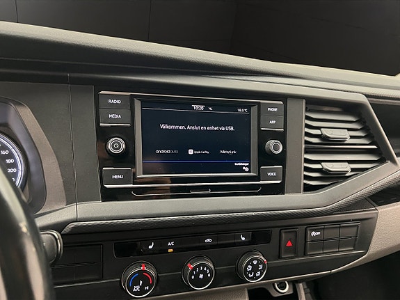 Volkswagen Transporter 26 of 30