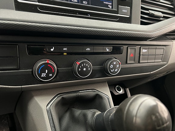 Volkswagen Transporter 27 of 30