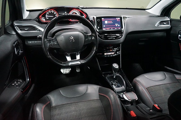 Peugeot 2008 7 of 18