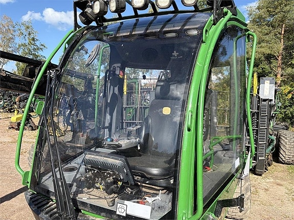 John Deere 1510G 15 of 18