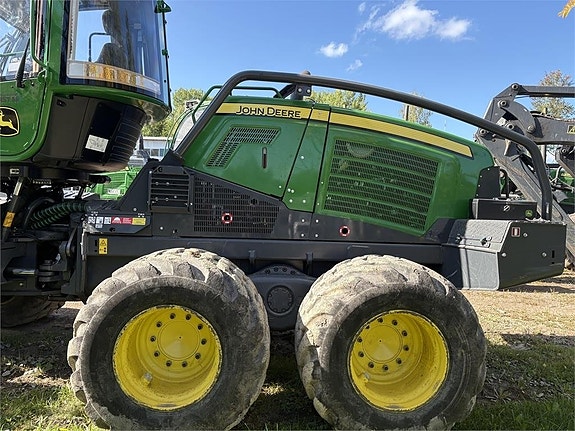 John Deere 1170G 3 of 21