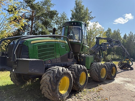 John Deere 1170G 5 of 21
