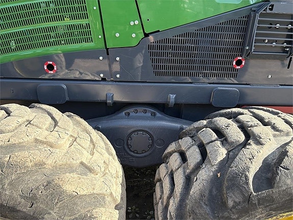 John Deere 1170G 13 of 21