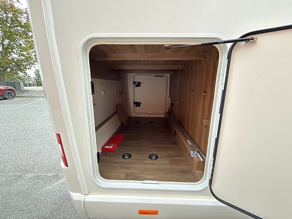 Swift Toscana 694 11 of 13