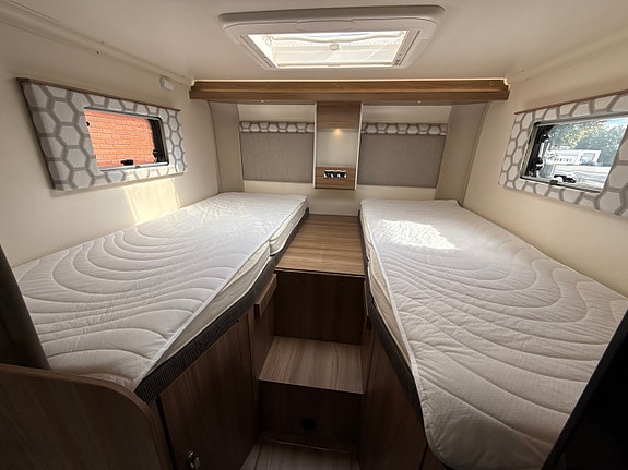 Swift Toscana 694 5 of 13