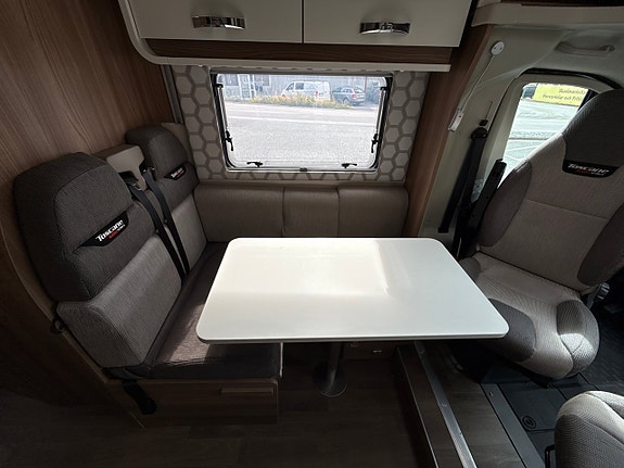 Swift Toscana 694 8 of 13