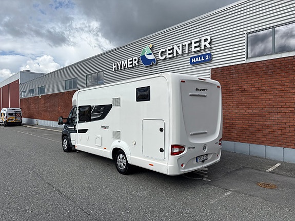 Swift Toscana 694 2 of 13