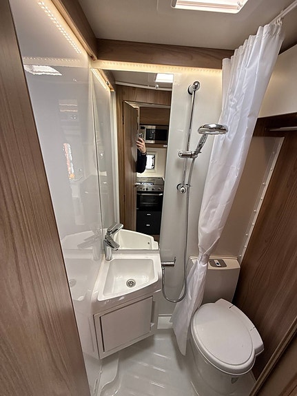 Swift Toscana 694 9 of 13