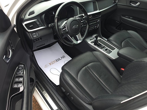 Kia Optima 9 of 15