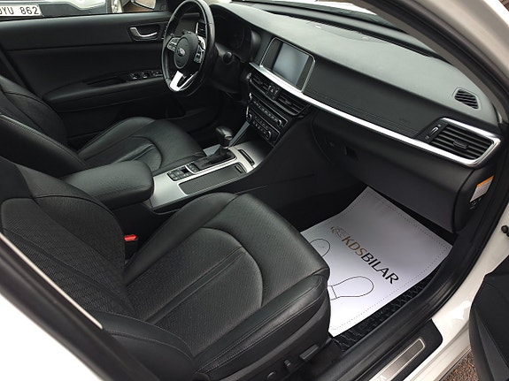 Kia Optima 7 of 15
