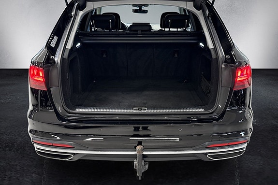 Audi A4 15 of 17