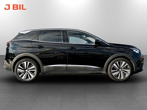 Peugeot 3008 13 of 15