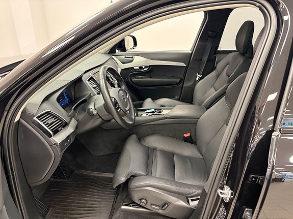 Volvo XC90 7 of 25