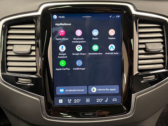 Volvo XC90 13 of 25