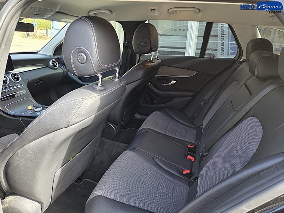 Mercedes-Benz C300 de 7 of 7
