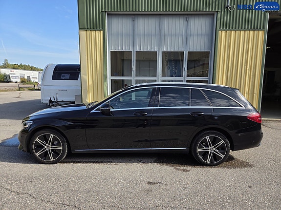 Mercedes-Benz C300 de 4 of 7