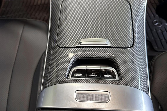 Mercedes-Benz CLE300 16 of 30