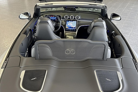 Mercedes-Benz CLE300 24 of 30