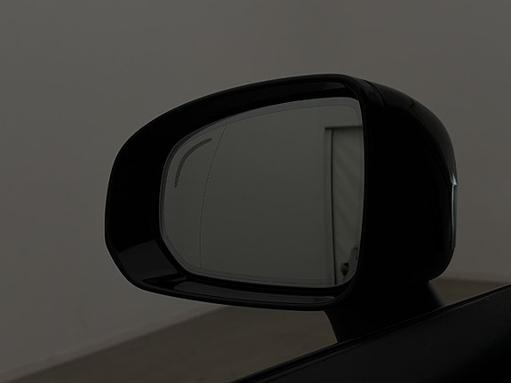 Volvo XC60 10 of 30