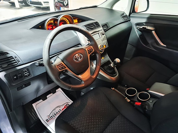 Toyota Verso 6 of 12