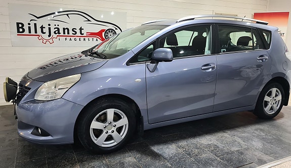 Toyota Verso 2 of 12