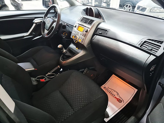 Toyota Verso 8 of 12