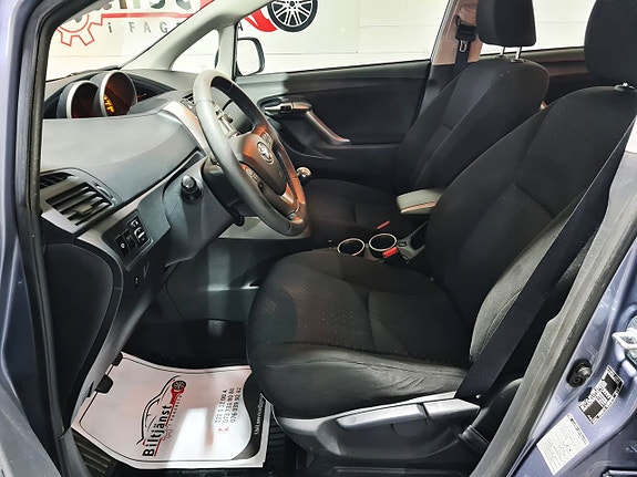 Toyota Verso 7 of 12